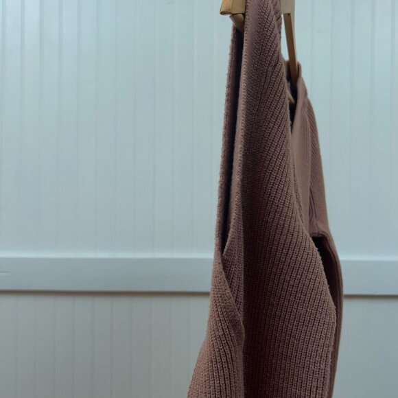 Oxford Sunday Women's Ribbed V-Neck Sweater Mauve Pink Cold Shoulder Knit Top - Picture 4 of 10